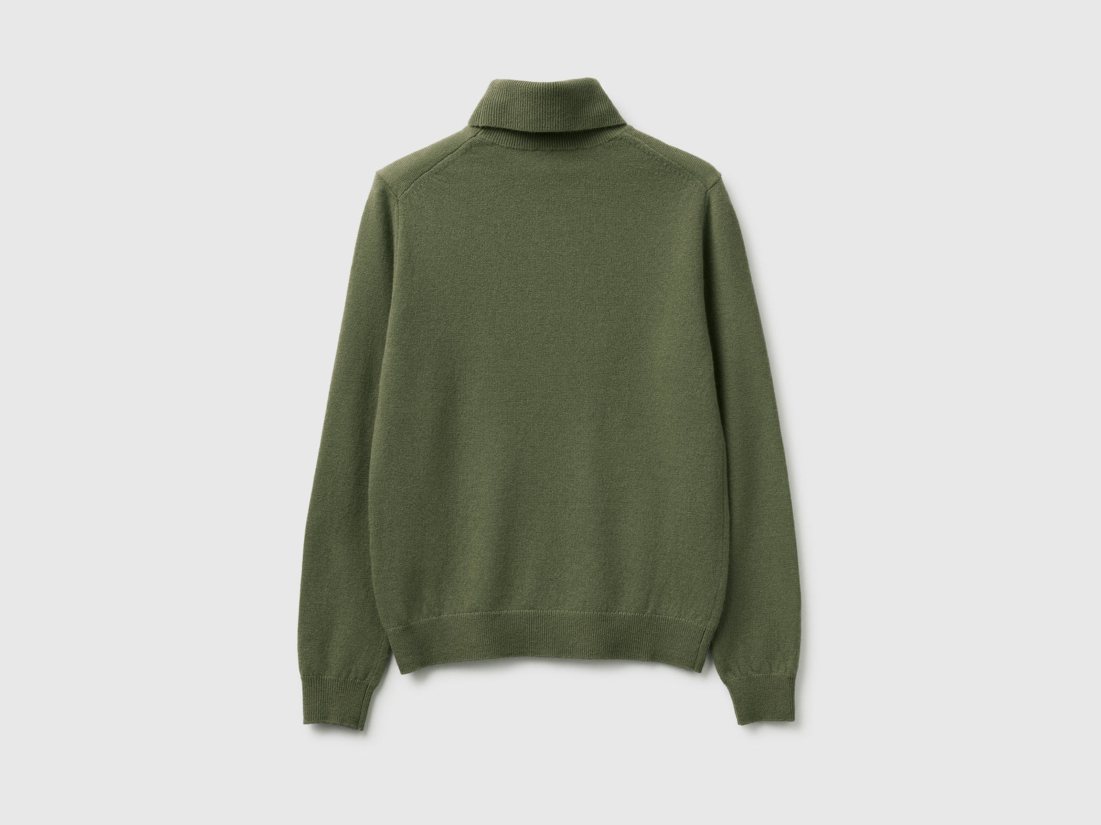 Camisola de gola alta verde militar em pura lã Merino - ucb_image_BS