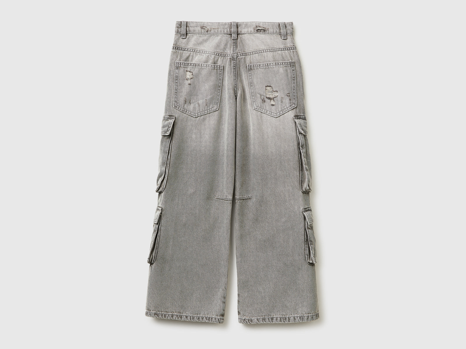 Jeans com bolsos grandes loose fit - ucb_image_BS