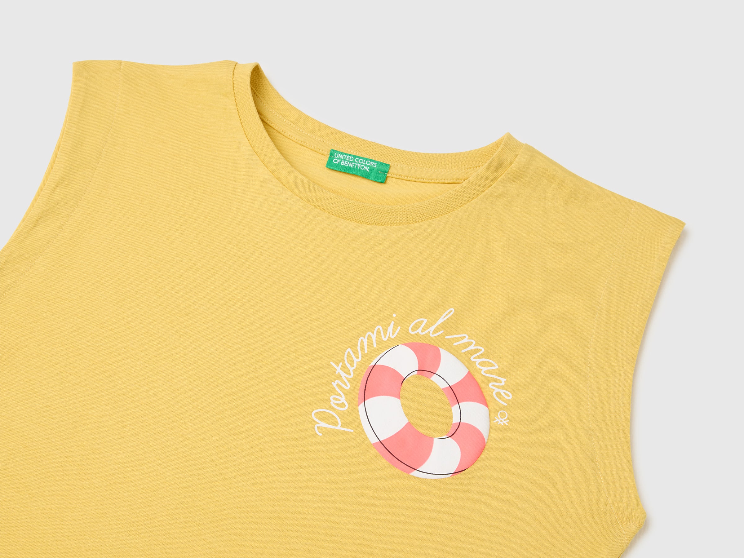 T-shirt with a puffy effect - ucb_image_DS1