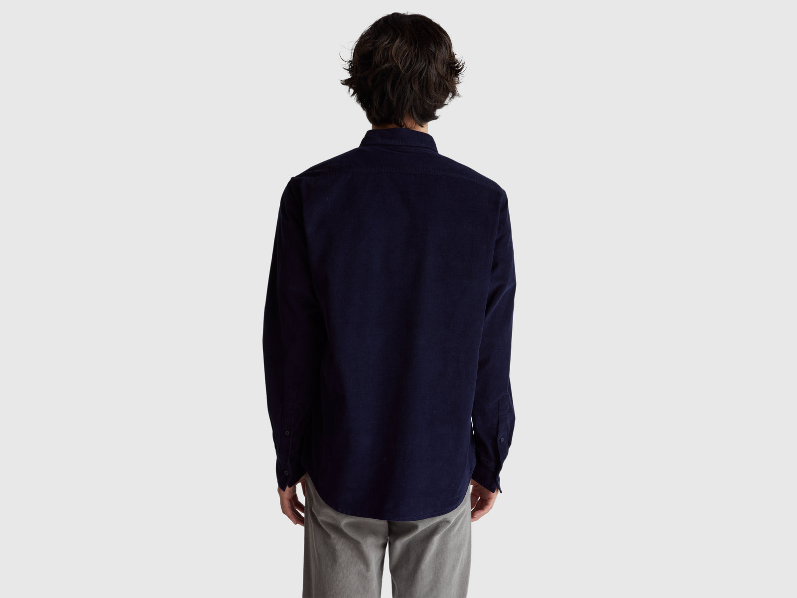 Camisa button down em veludo - ucb_image_B