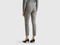 Chinos slim fit em algodão cinzento - ucb_image_B
