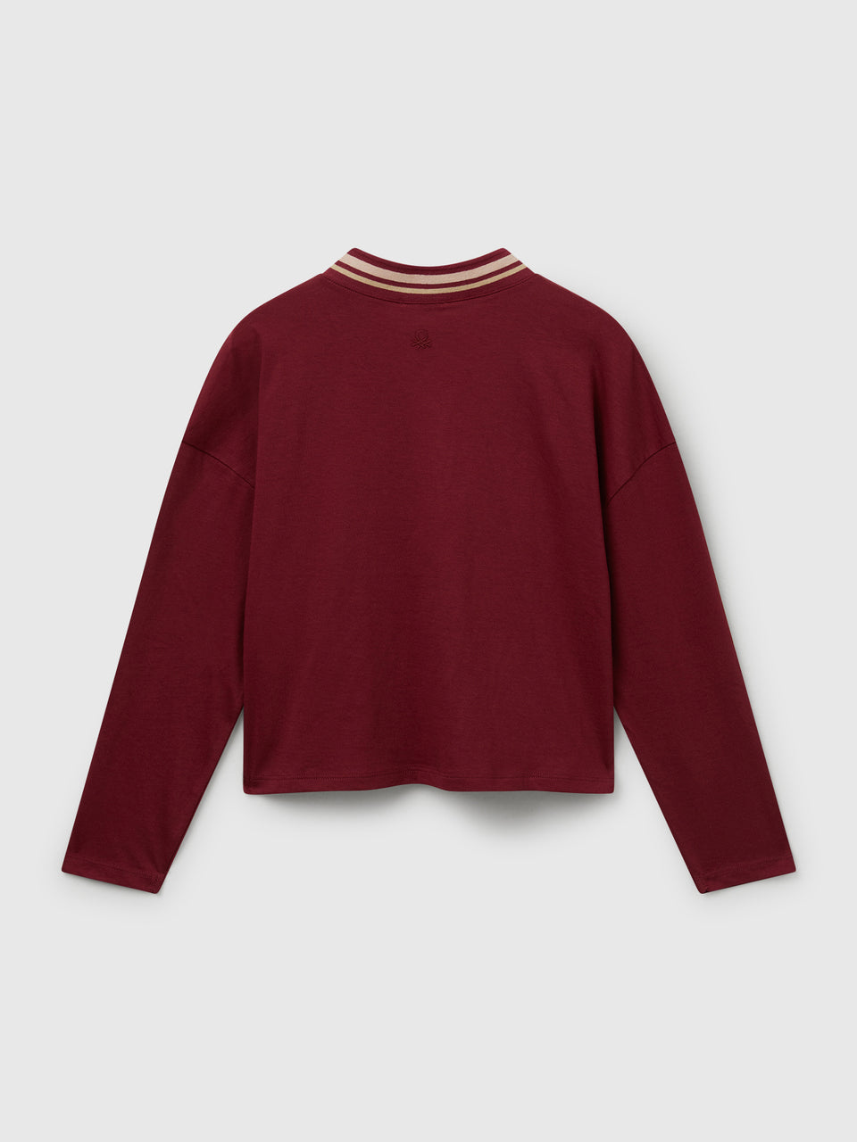 T-shirt com bordado lantejoulas - ucb_image_BS