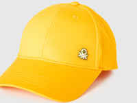 Baseball cap with logo - ucb_image_DS1