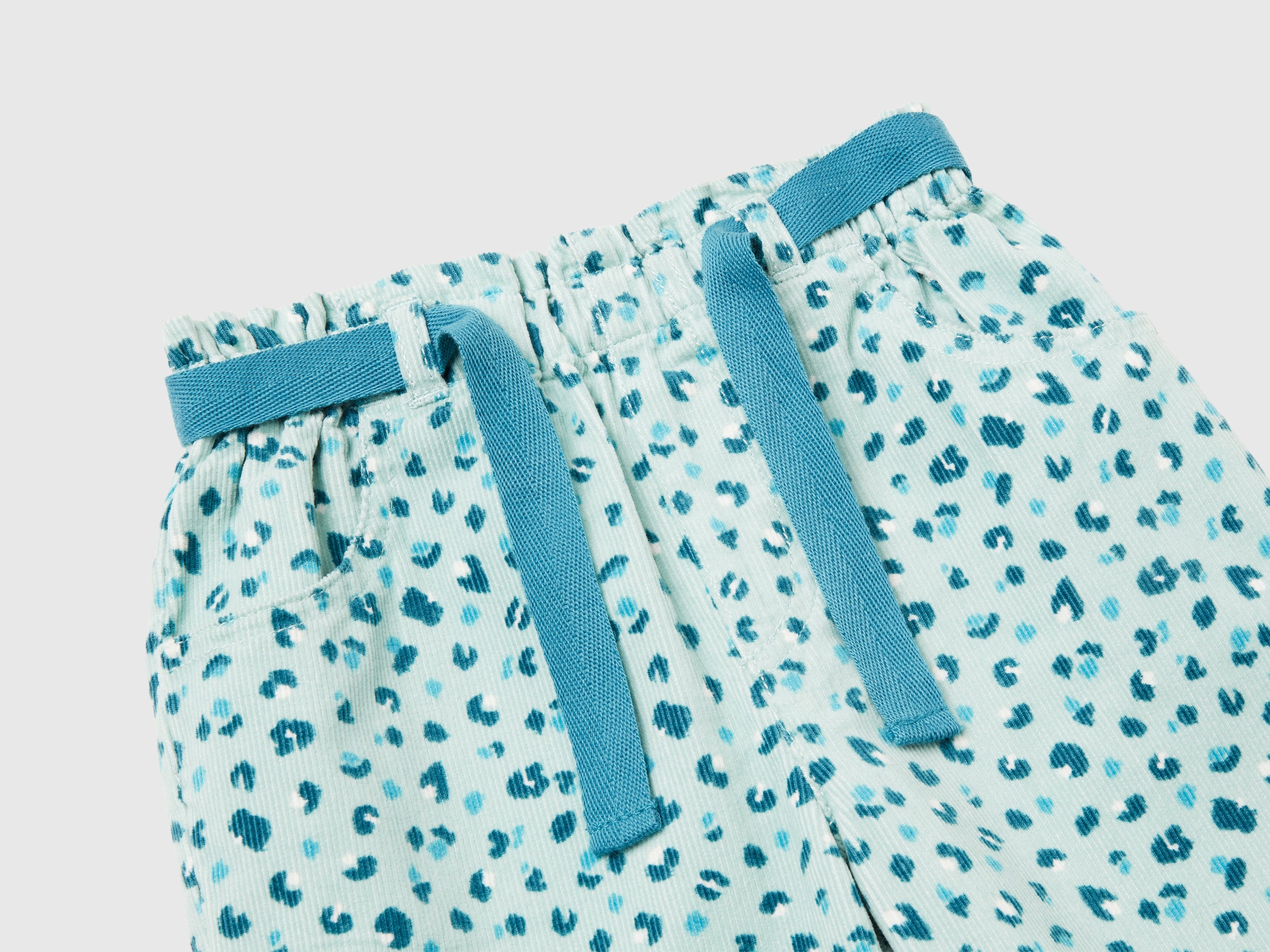 Calças padrão de veludo - ucb_image_DS1