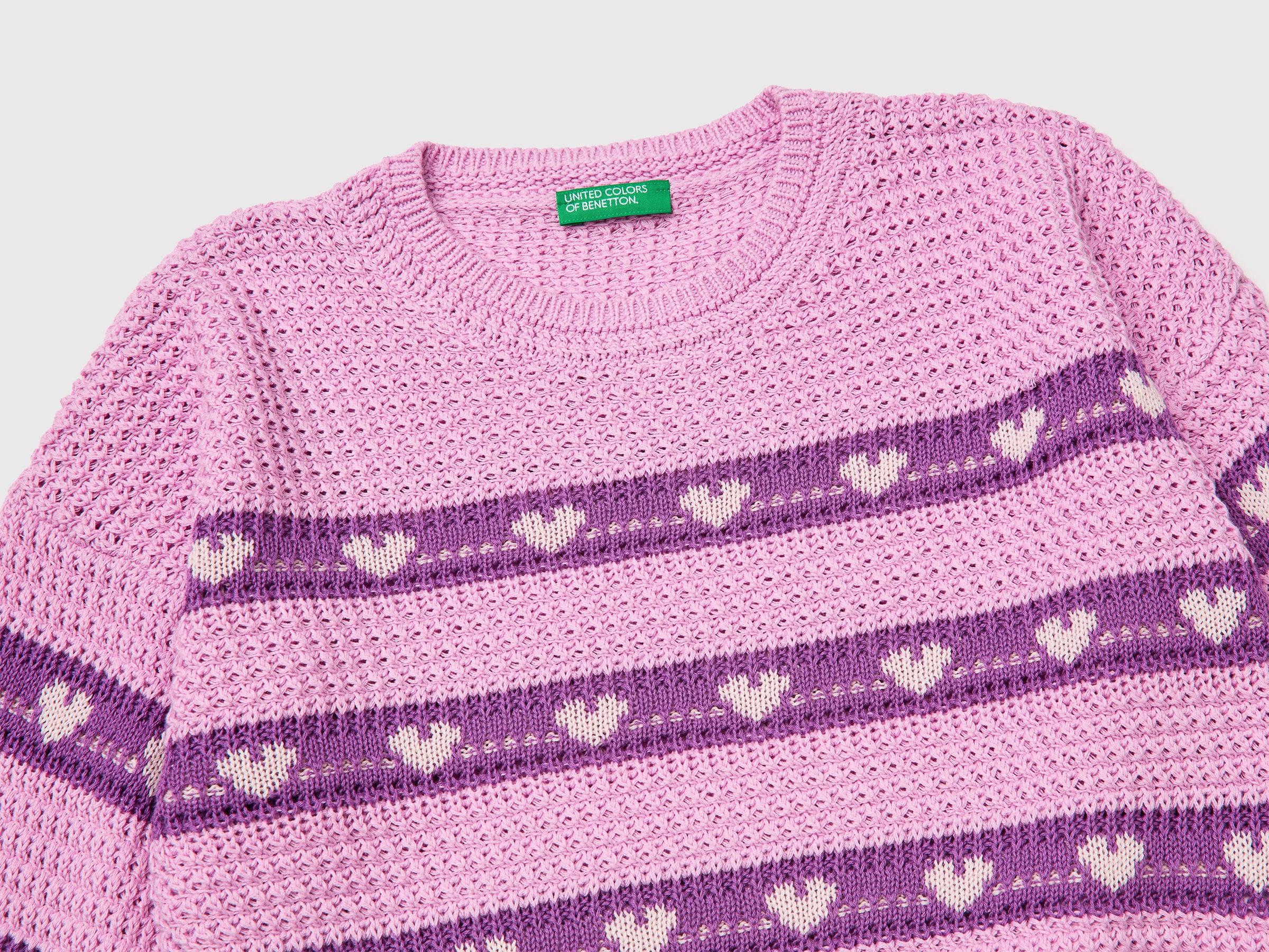 Sweater with stripes and hearts - ucb_image_DS1