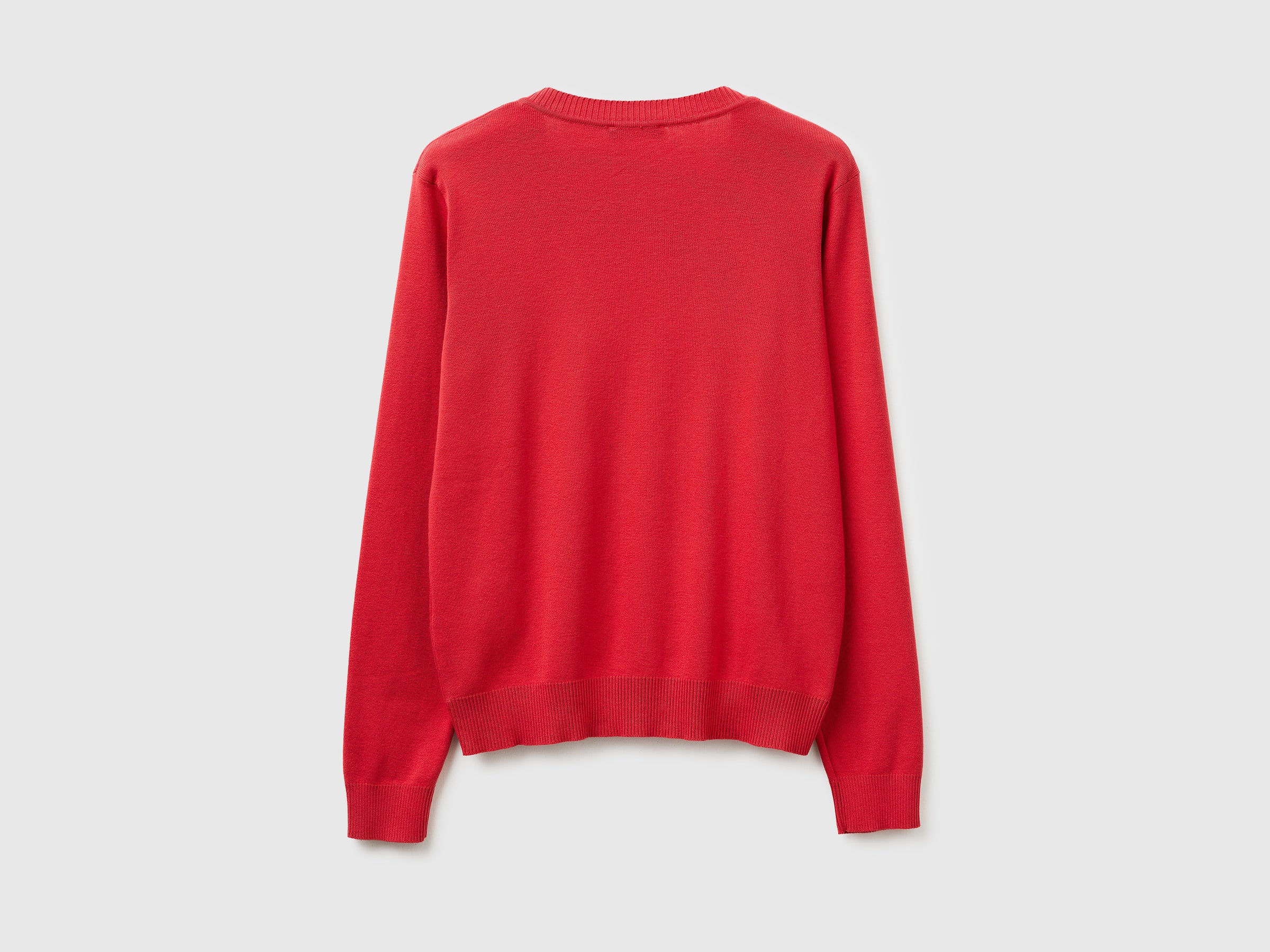 Strawberry red V-neck sweater in tricot cotton - ucb_image_BS