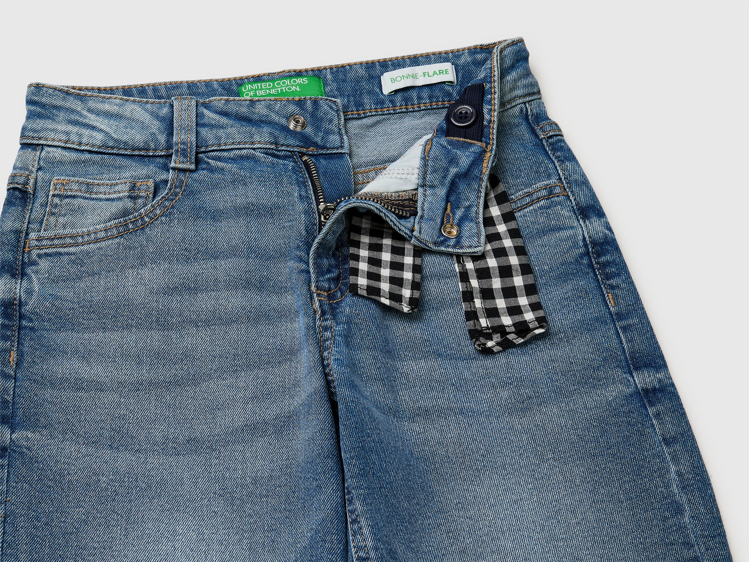Flare fit jeans with gingham scarf - ucb_image_DS1