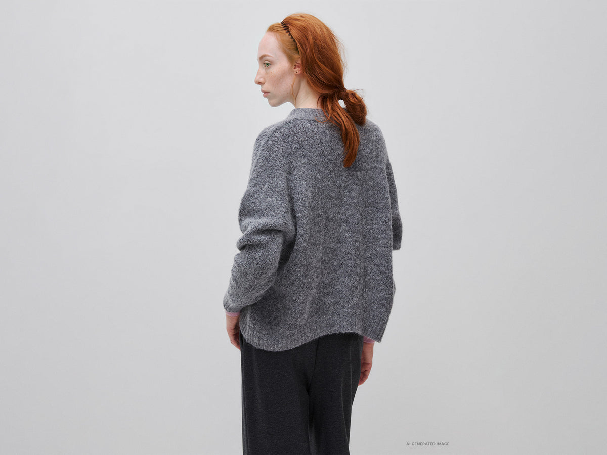Camisola decote em V perfurada em mistura de lã e alpaca - ucb_image_B