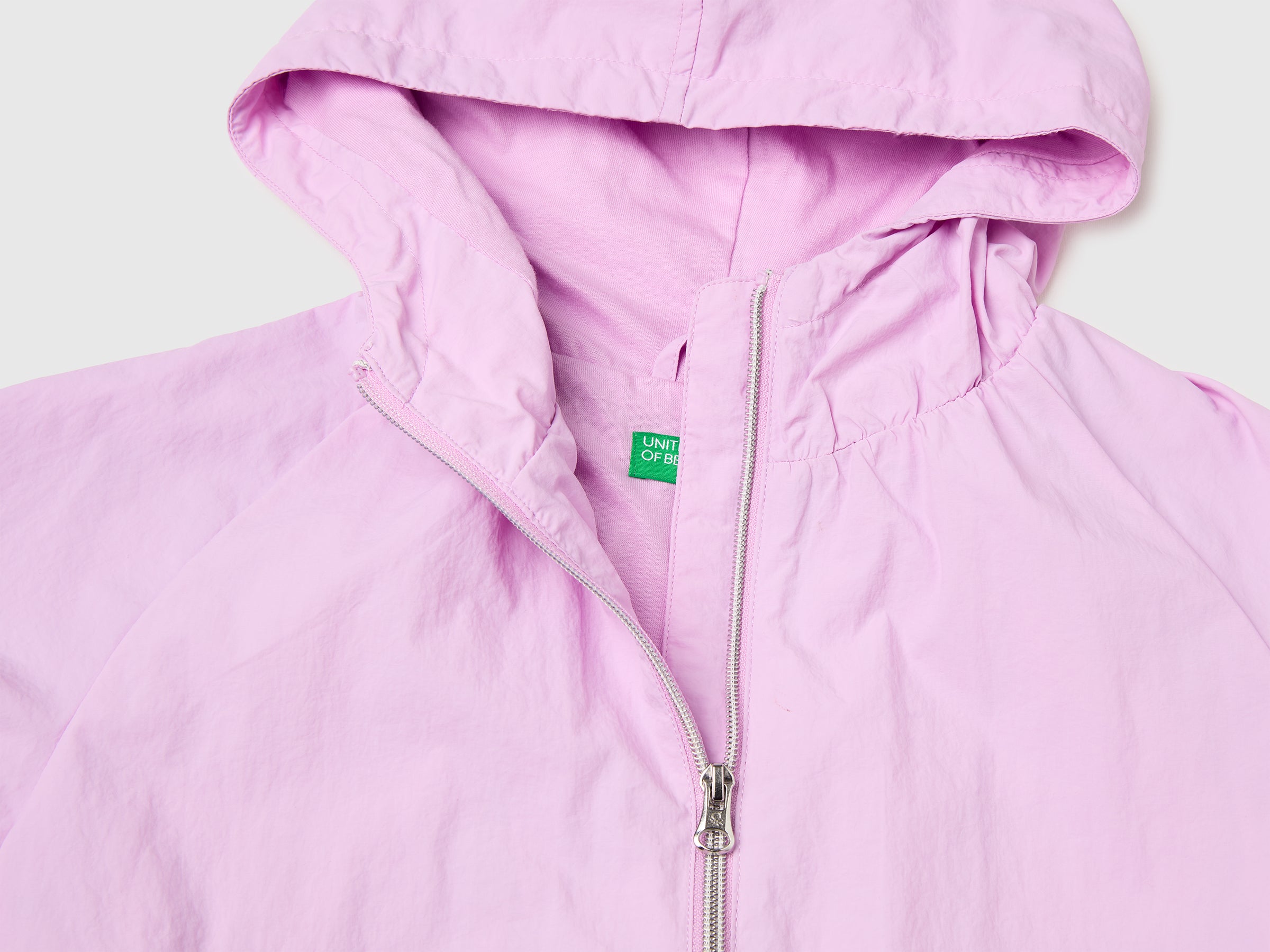 Light "Rain Defender" jacket - ucb_image_DS1