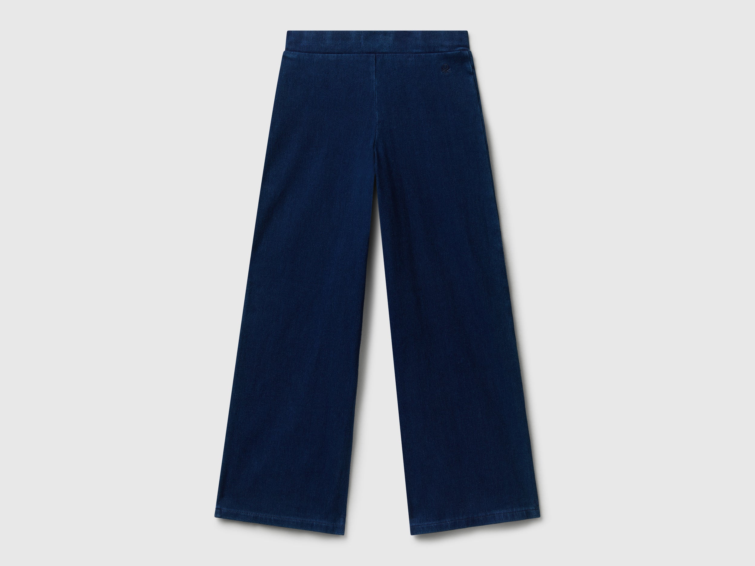 Wide fit super stretch jeans - ucb_image_BS
