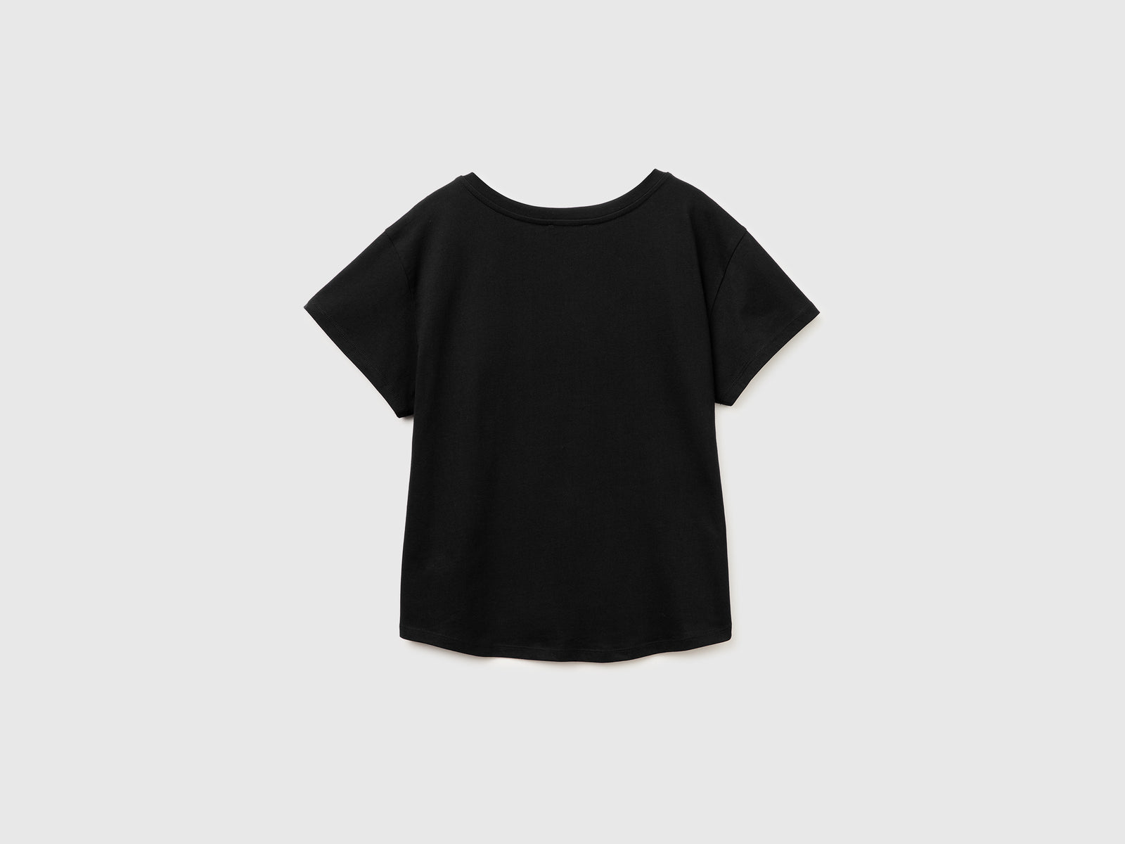 Boat-neck T-shirt - ucb_image_BS