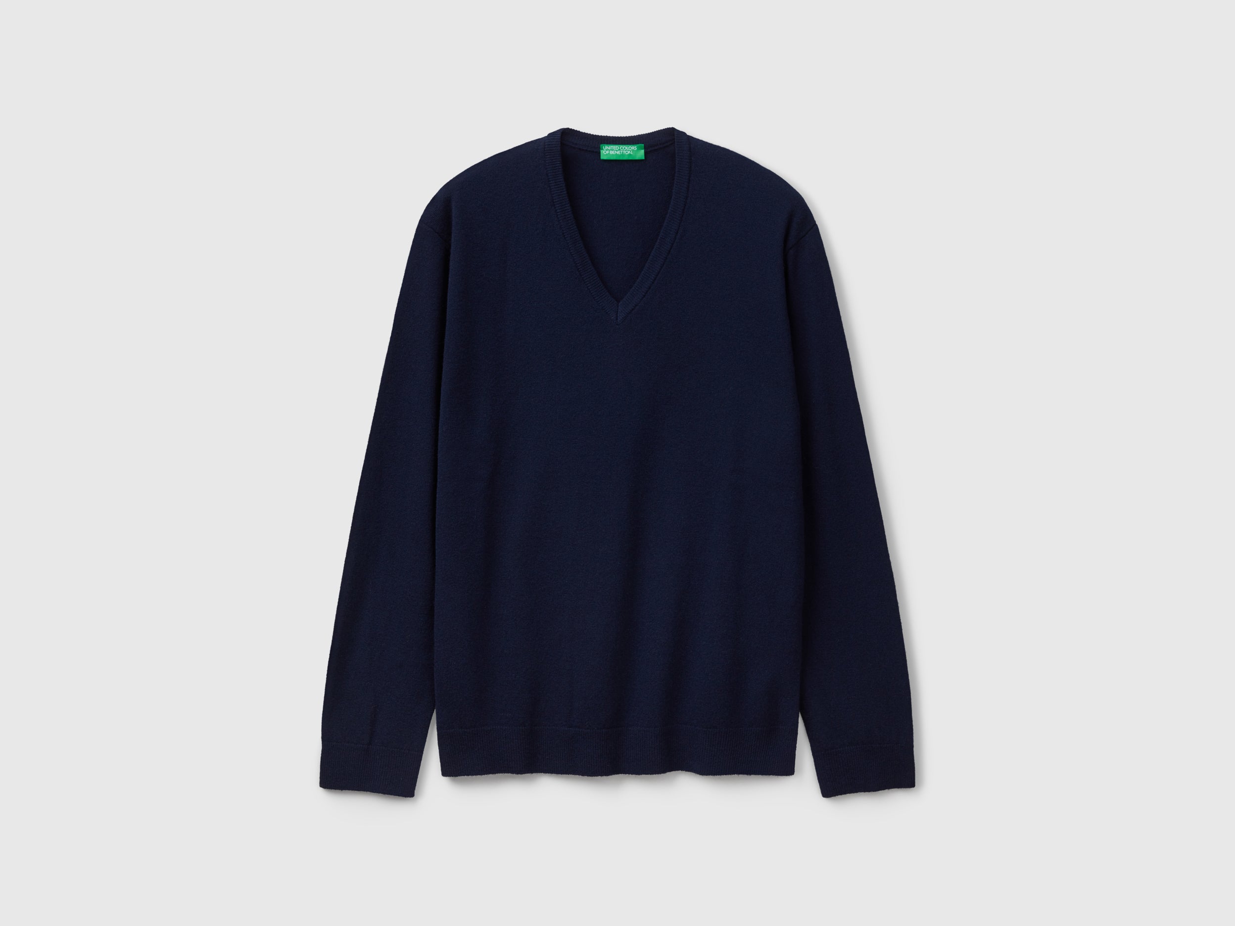 Camisola decote em V azul-escuro em pura lã Merino - ucb_image_FS