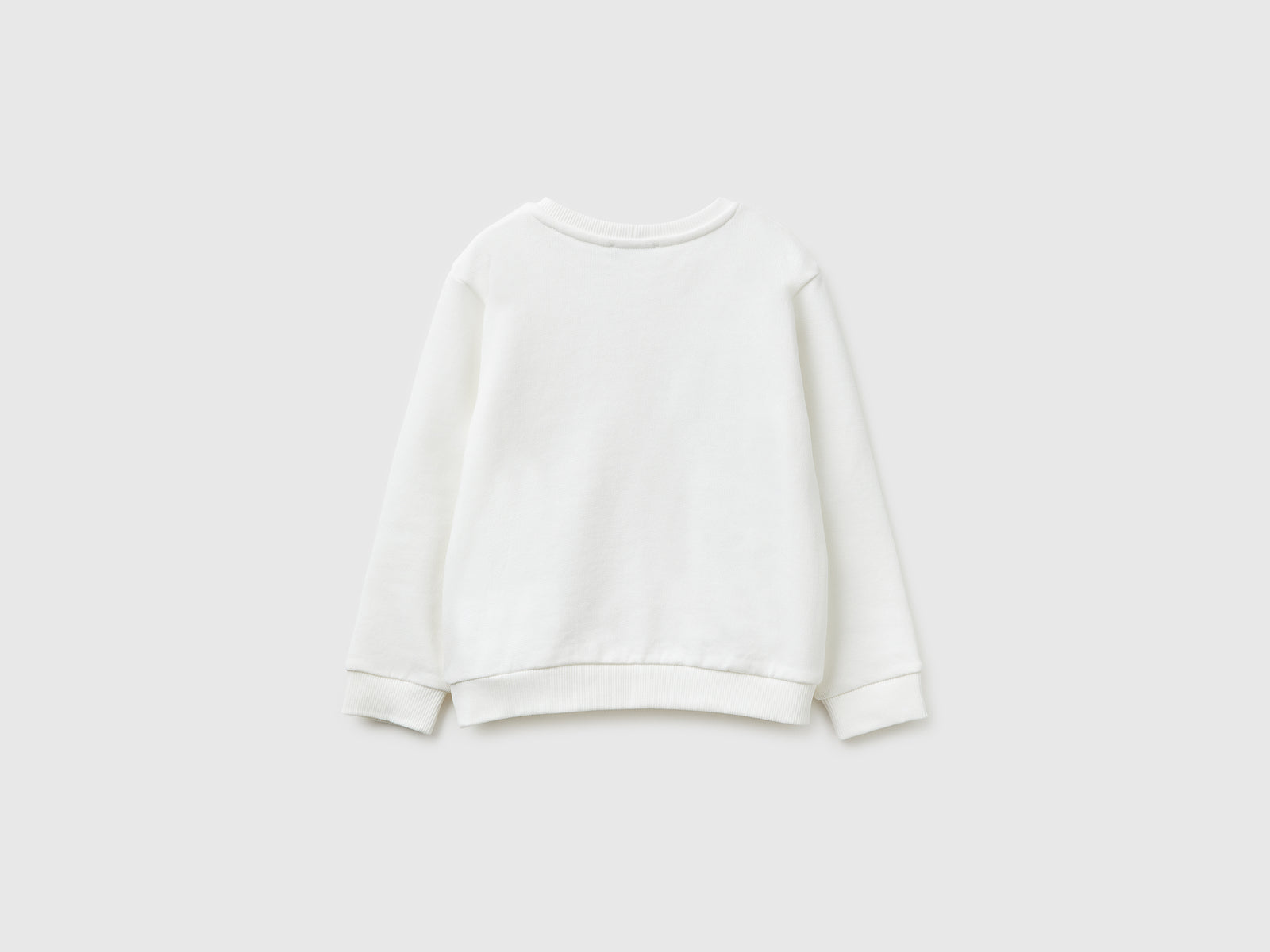 Closed sweatshirt with embroidery - ucb_image_BS