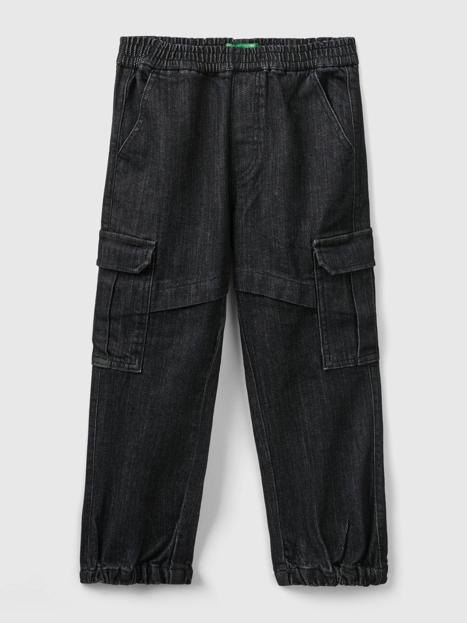 Jeans com bolsos jogger fit - ucb_image_FS