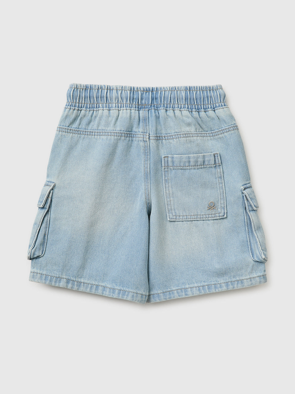 Denim Bermuda shorts with pockets - ucb_image_BS