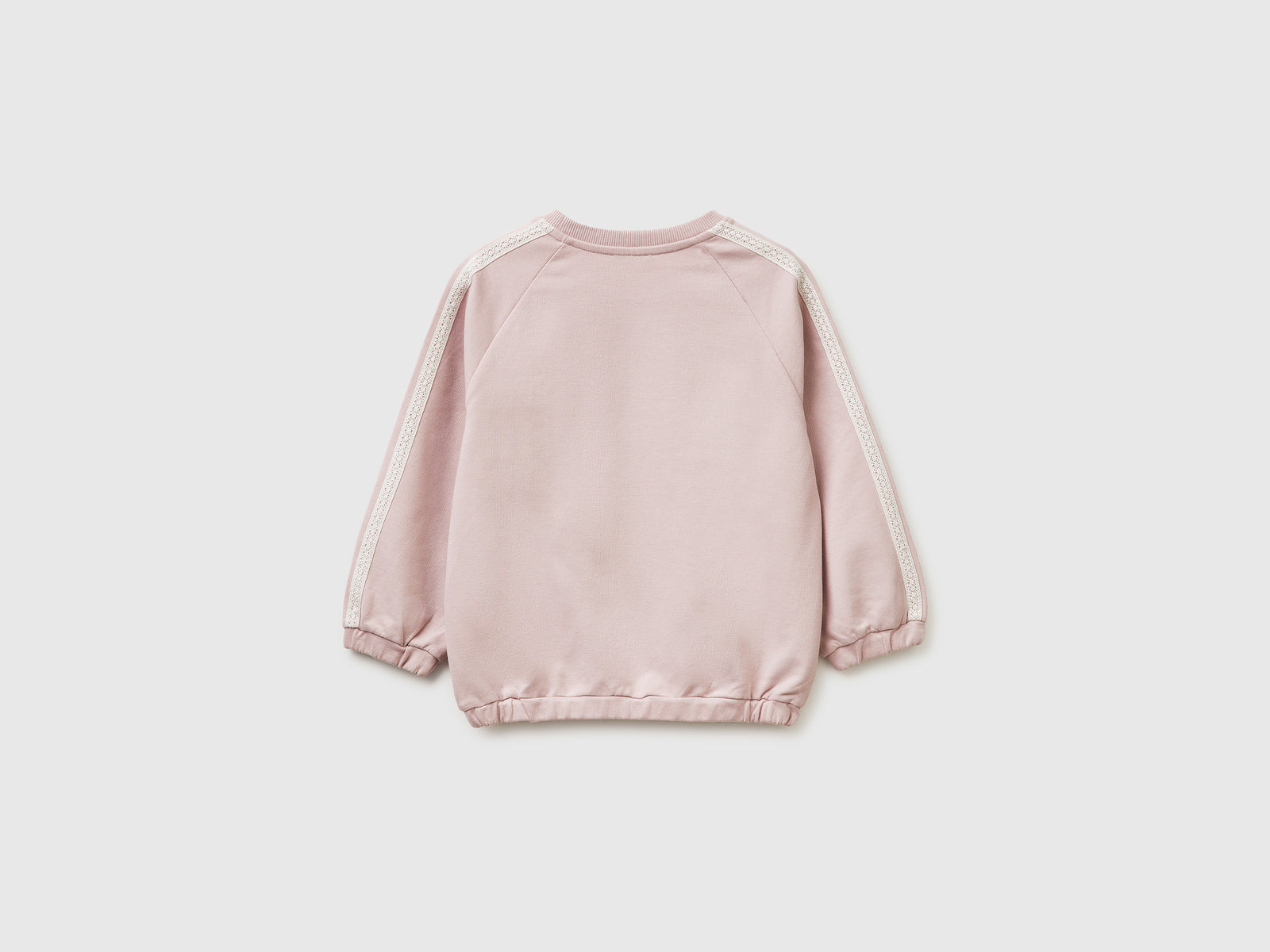 Sweat com renda e bordado - ucb_image_BS