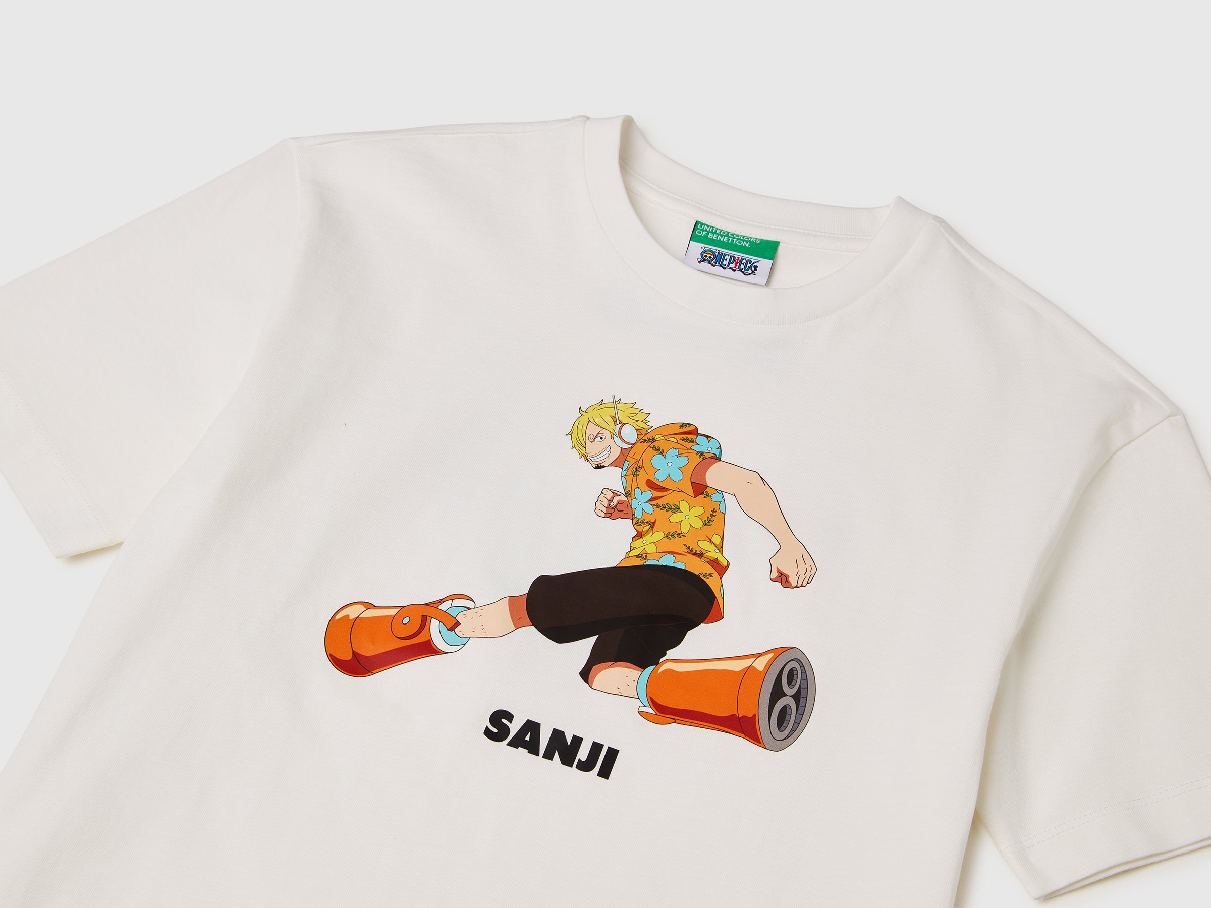 "One Piece" T-shirt - ucb_image_DS1