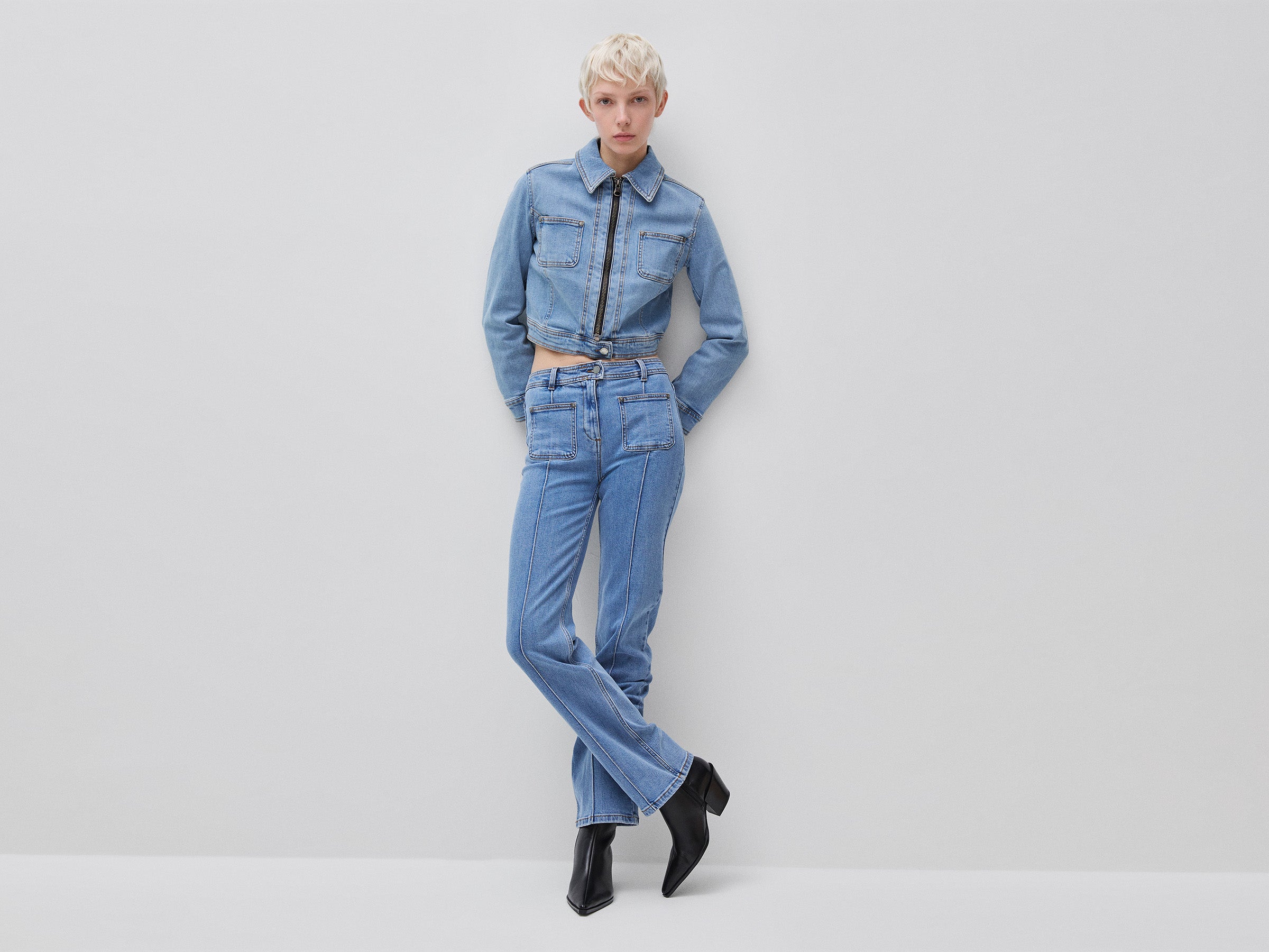 Casaco em denim com fecho de correr - ucb_image_FY