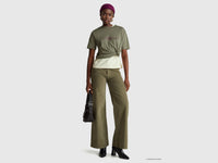 T-shirt com estampa e bordado - ucb_image_FY