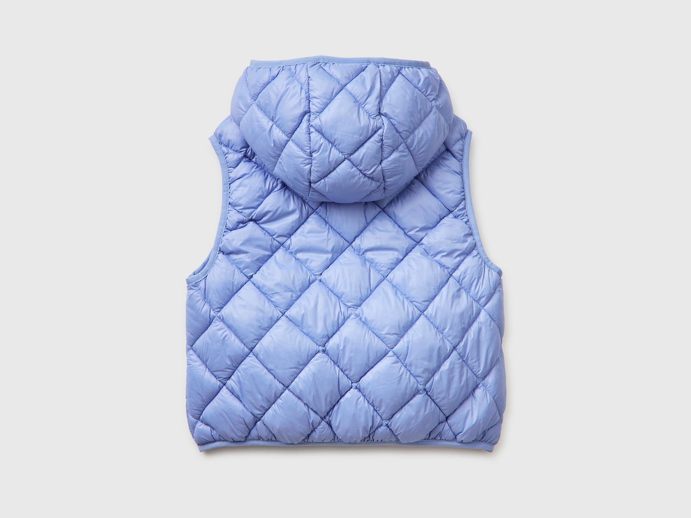 Sleeveless jacket with hood - ucb_image_BS