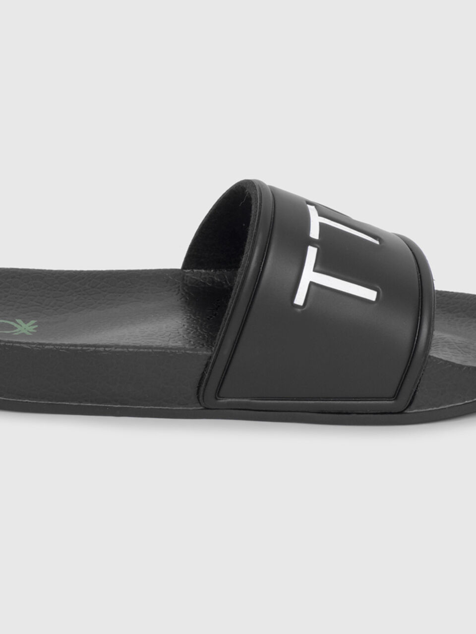 Slippers With Print image number null