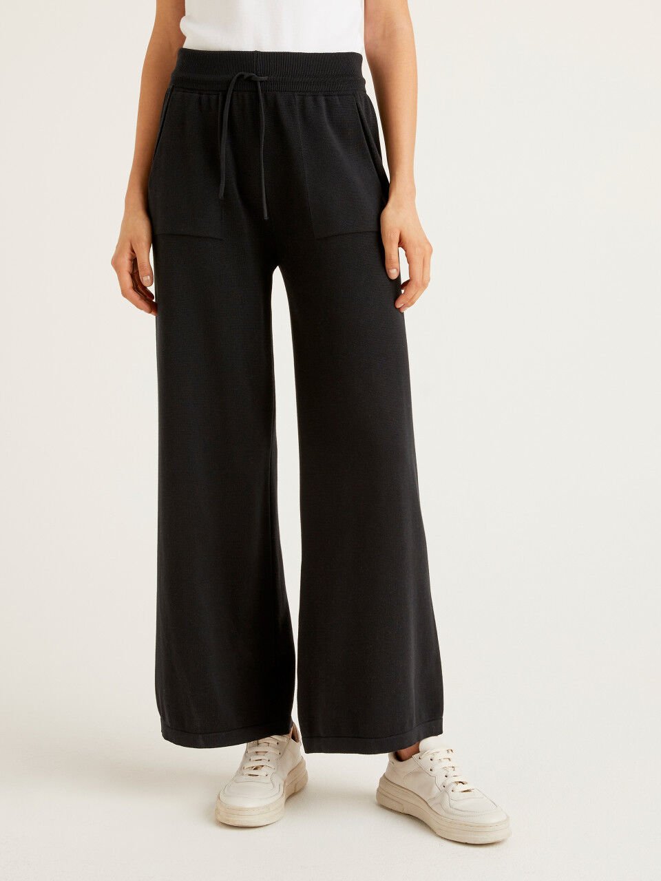 Relaxed Fit Trousers New Collection