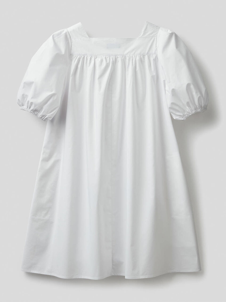 Short dress with 3/4 puff sleeves image number 2