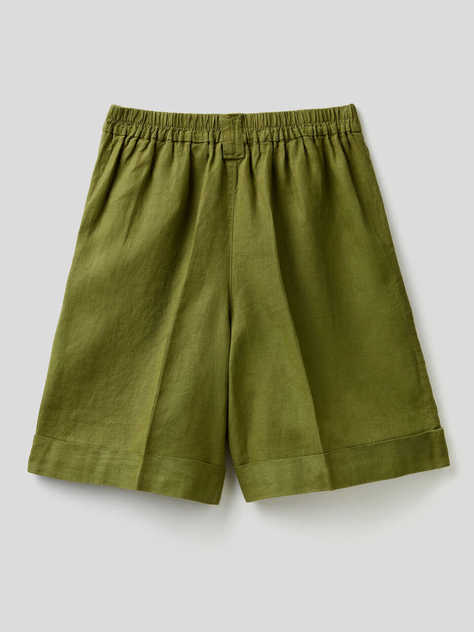 Bermudas in 100% linen image number 2