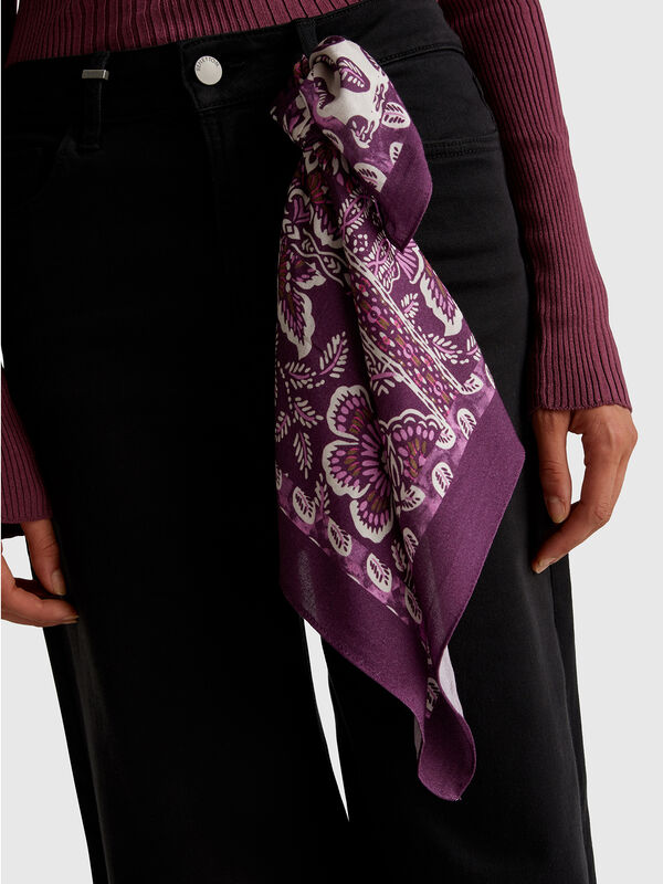 Foulard with bandana print Women