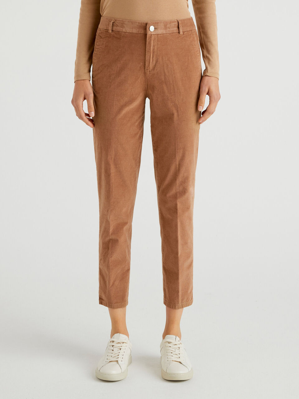 ucb chinos