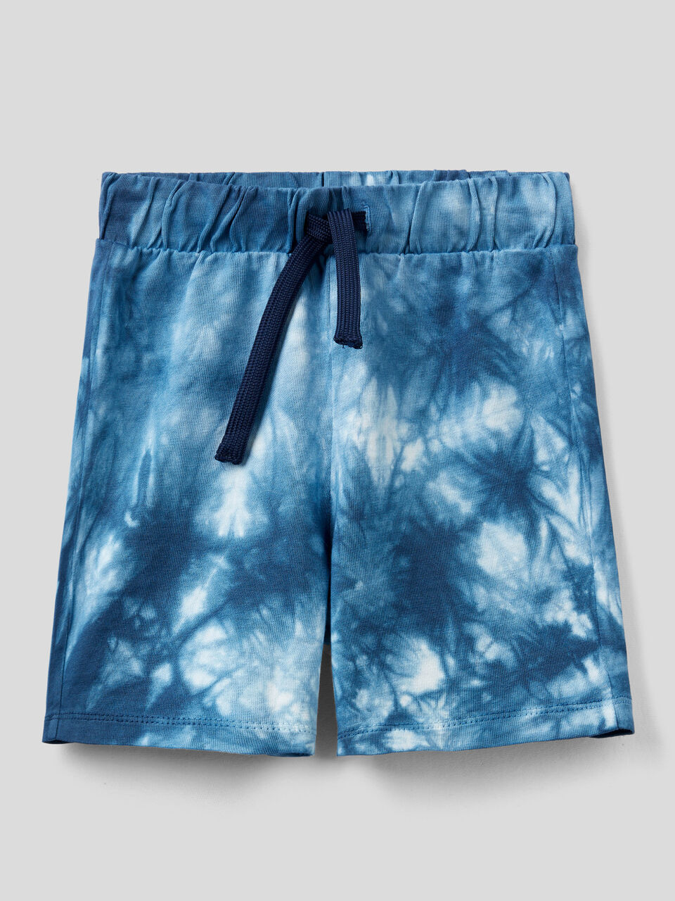 Tie-dye bermudas with drawstring image number 1