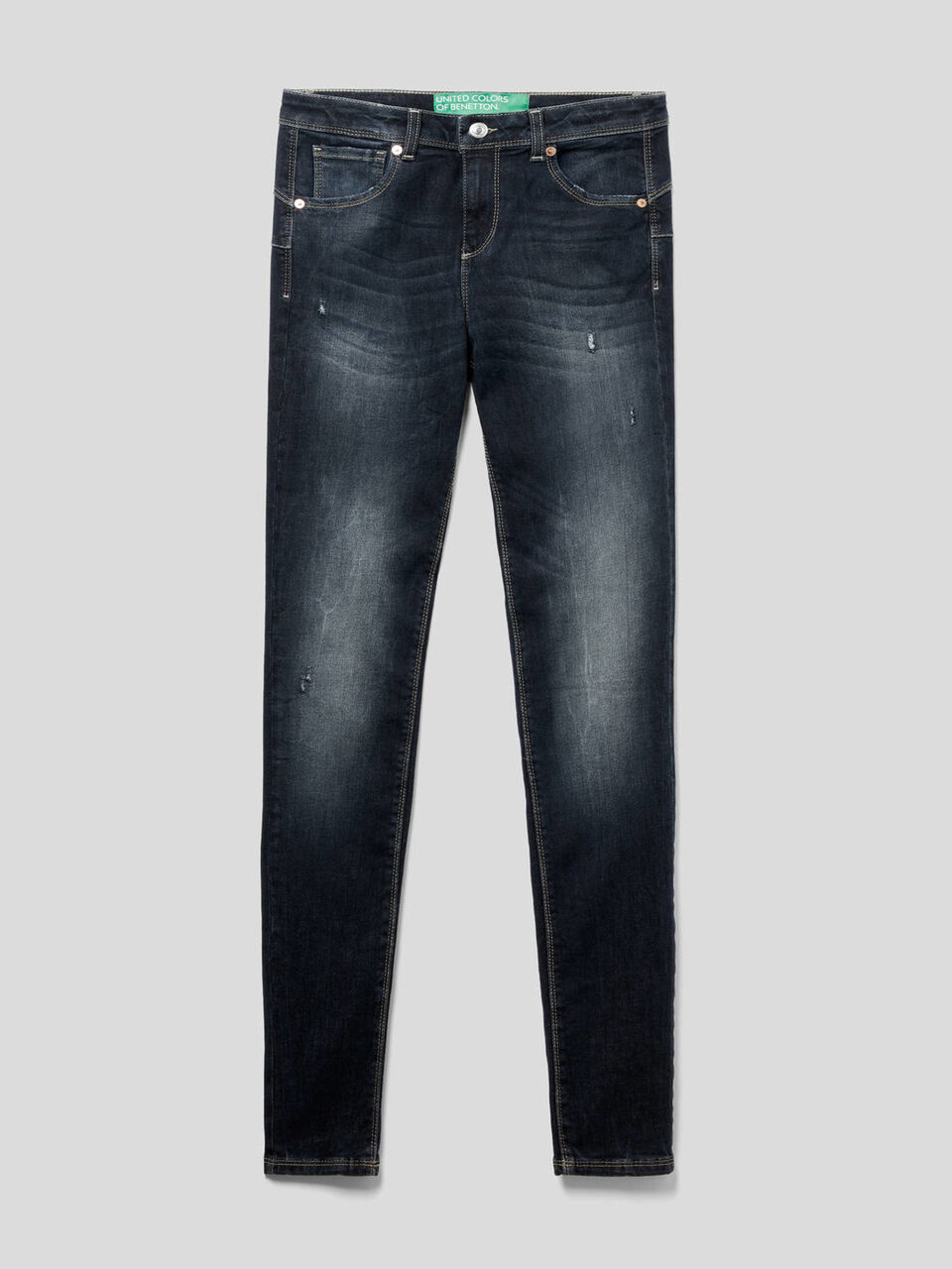 Skinny fit push up jeans image number 1