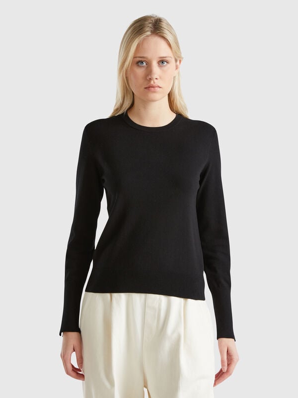 Slim fit sweater in viscose blend Women