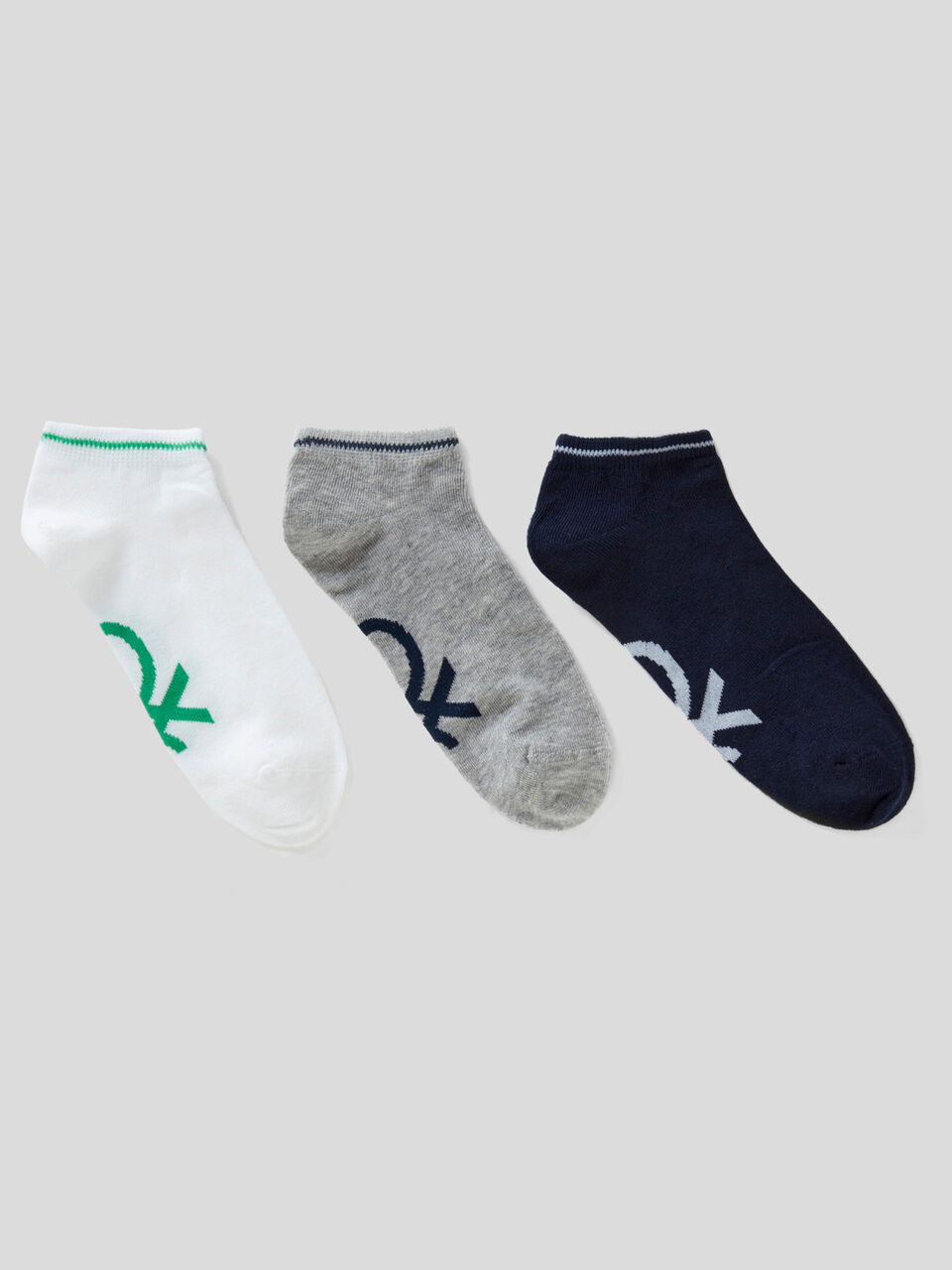 Set of three pairs of socks image number 1
