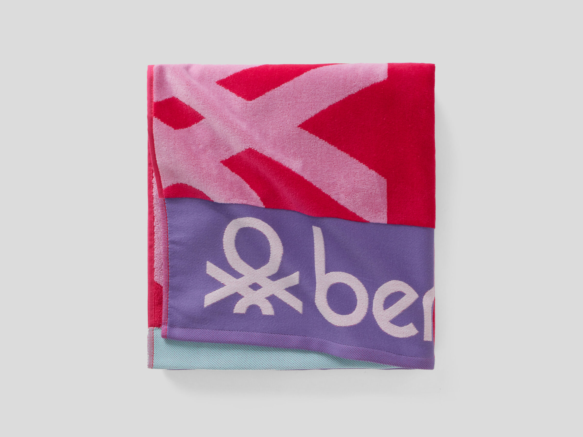 Beach towel with logo image number null