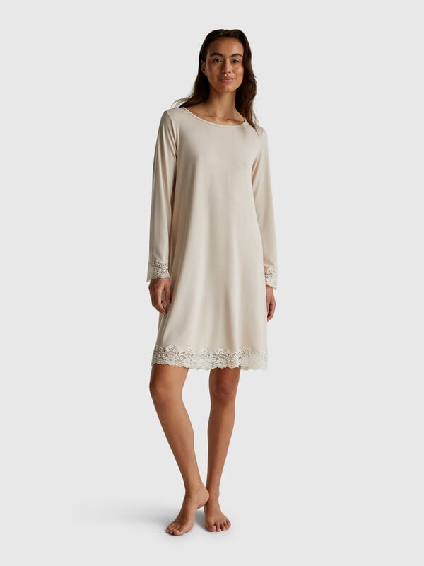 Flowy nightshirt with lace Flowy nightshirt with lace Women