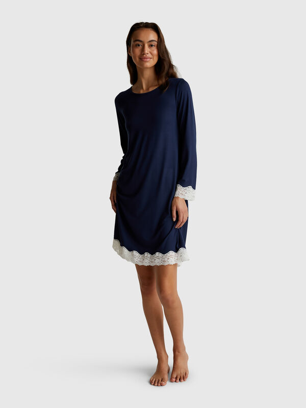 Flowy nightshirt with lace Flowy nightshirt with lace Women