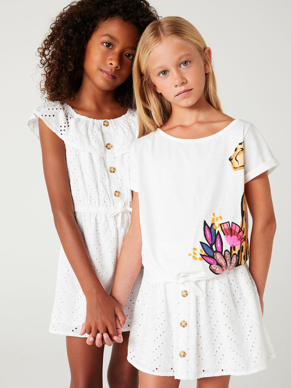 Broderie anglaise skirt with buttons image number 1