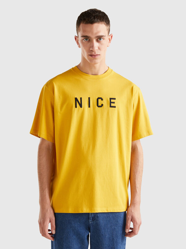 T-shirt with slogan print