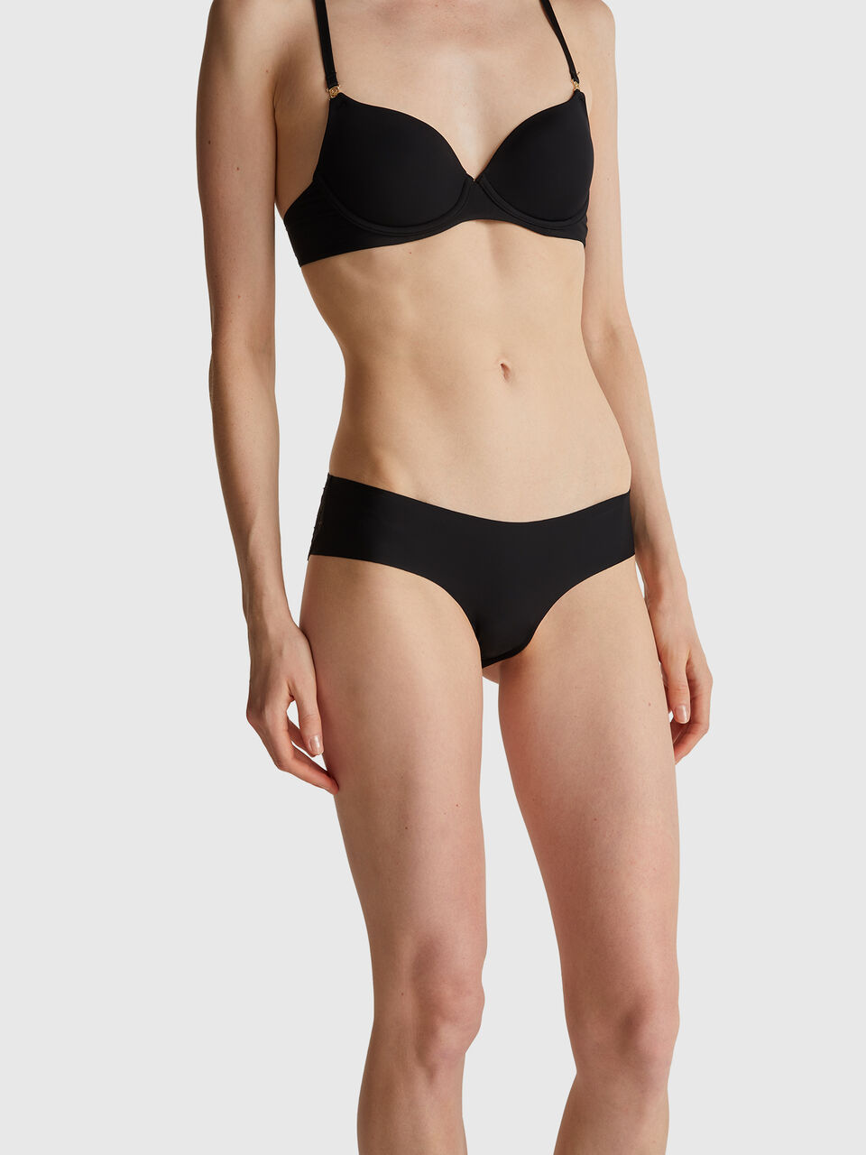 SLIP Women image number null