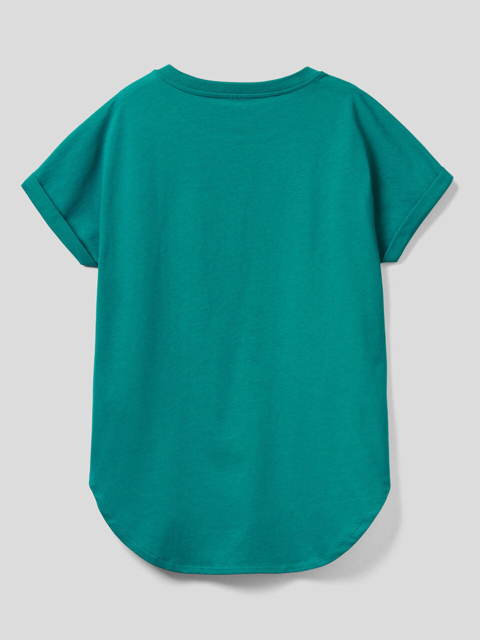 T-shirt with cuffed sleeve image number 2
