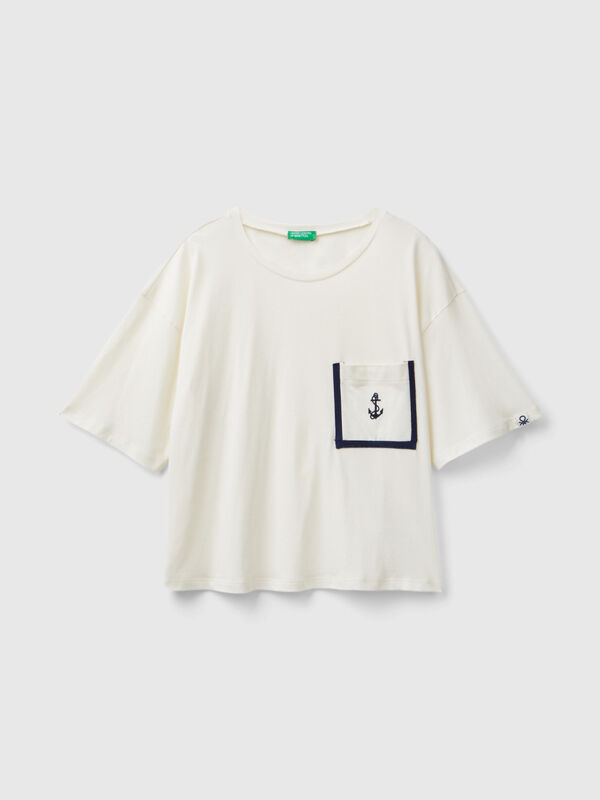 Boxy fit t-shirt with pocket Women