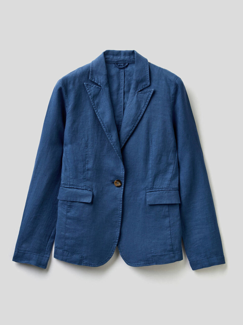 Waisted blazer in 100% linen image number 1