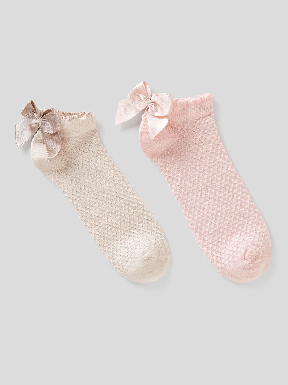 Two pack of socks with bow image number 1