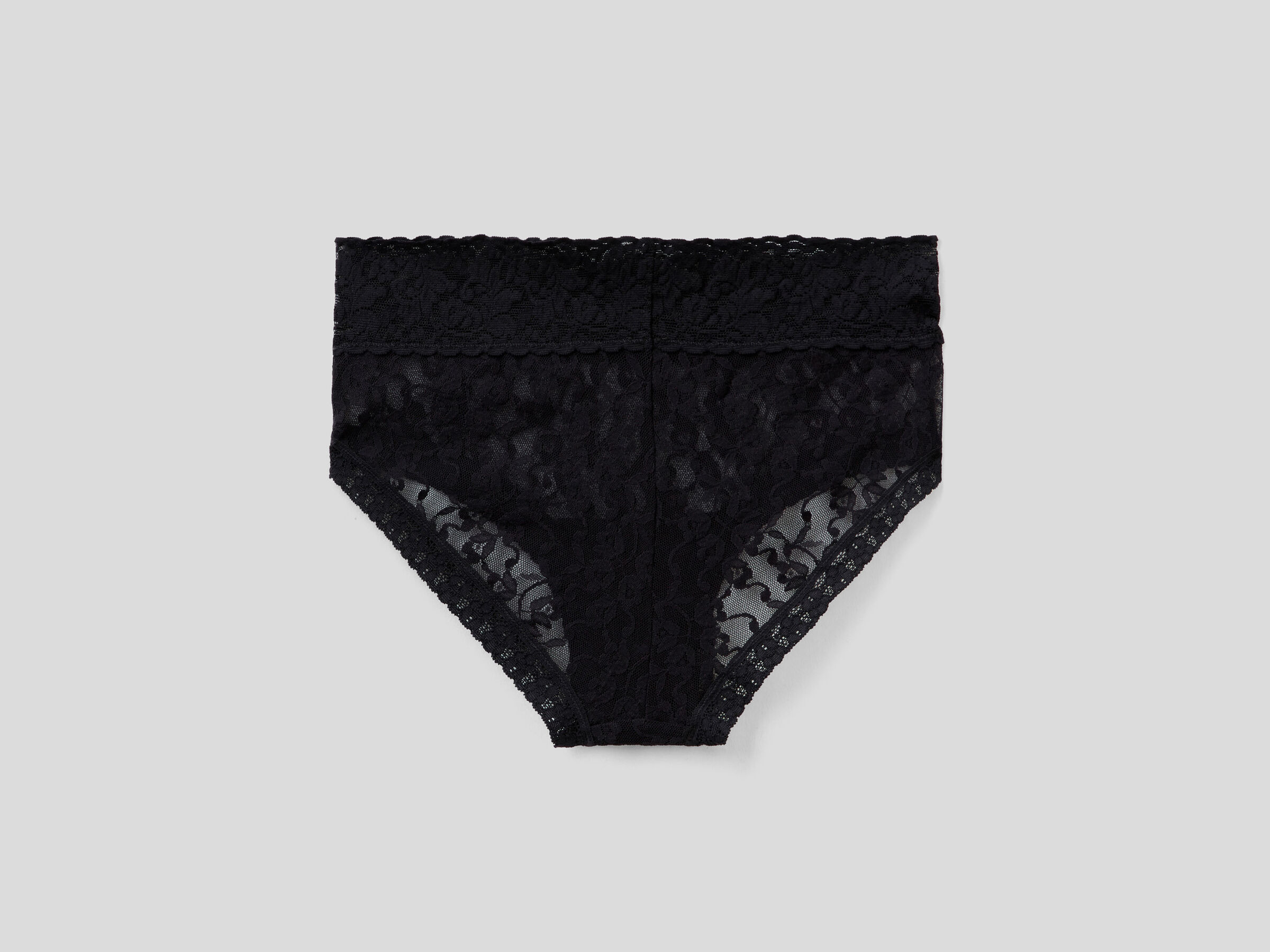Underwear in sustainable stretch lace image number 4