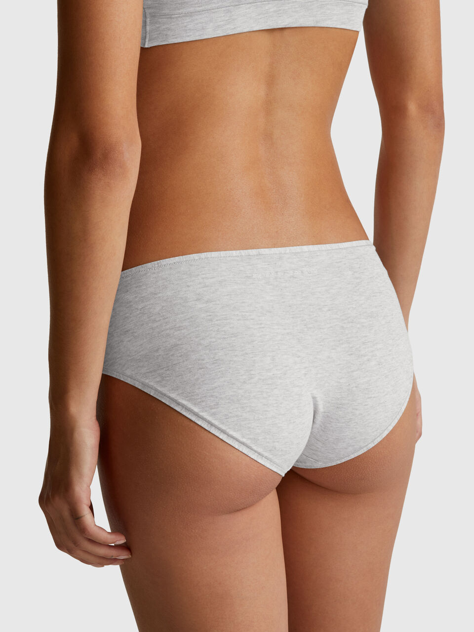 SLIP Women image number null