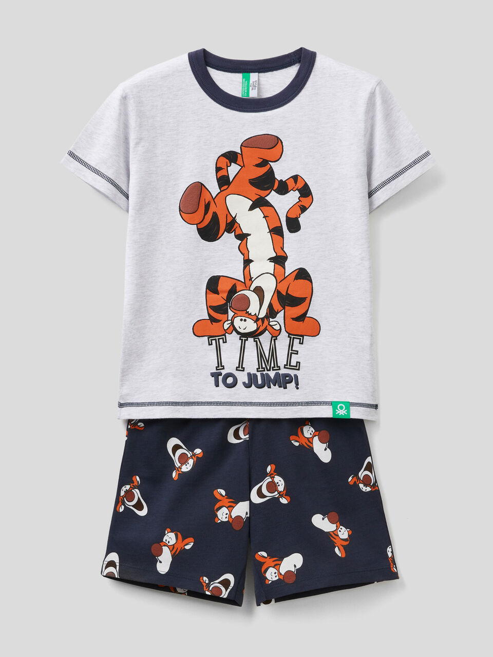 Pyjamas with Tigger & Friends prints image number 1