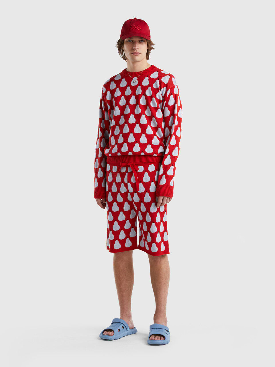 Red sweater with pear pattern