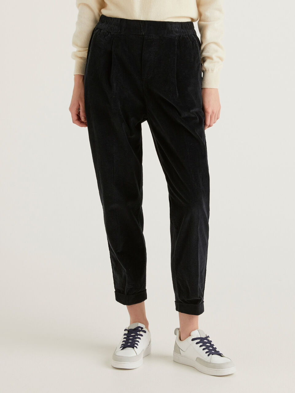 ucb chinos
