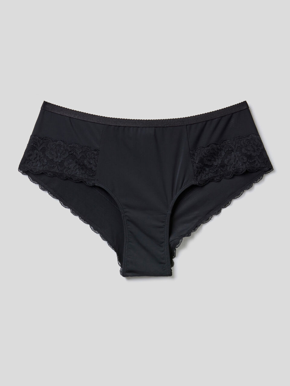 High-waisted culotte underwear with lace image number 1